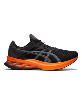 Zapatillas Asics Novablast Negro/Naranja Hombre